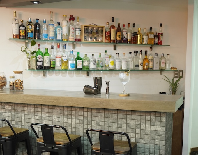 Enkis Barberia Plaza Escala Barra Cocteleria